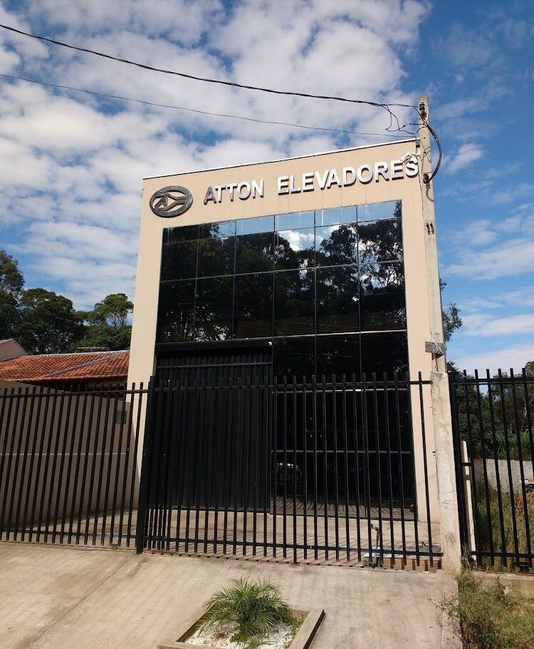 Fachada da loja da Atton Elevadores